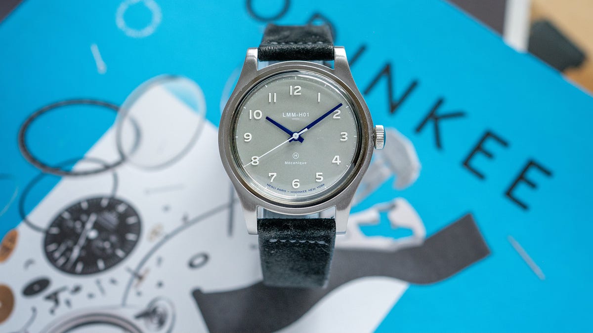 Dueling Reviews, Vol. 1: The Merci x HODINKEE LMM H-01 and the Baltic Scalegraph Classic Panda thumbnail