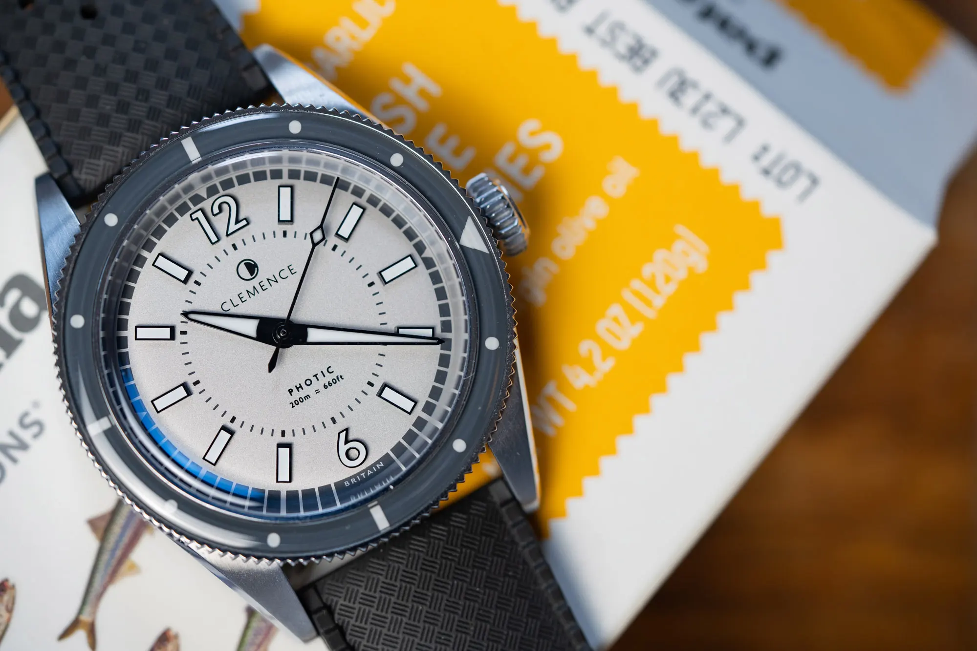 Review: The Clemence Photic MKII: A Microbrand Diver That Refuses To Cut Corners - The Deep Track thumbnail