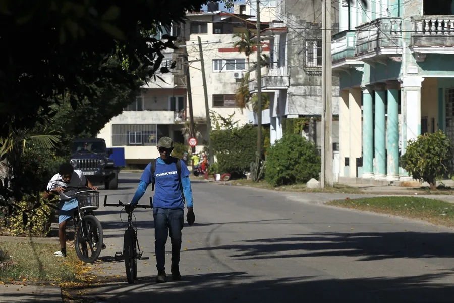 Canadá se prepara para entregar a Cuba un paquete de ayuda "por la situación humanitaria" - EFE thumbnail