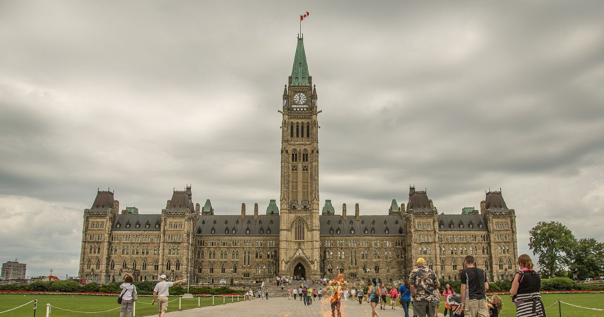 Study center urges Canada to sanction officials of the regime in Havana thumbnail