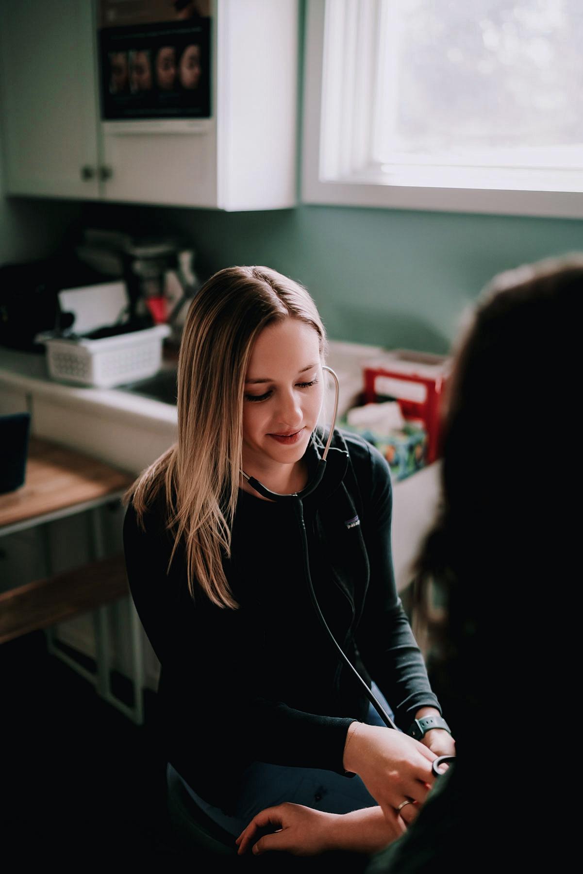 Download our Free Endometriosis Focused Period Tracker for Your Next Appointment thumbnail