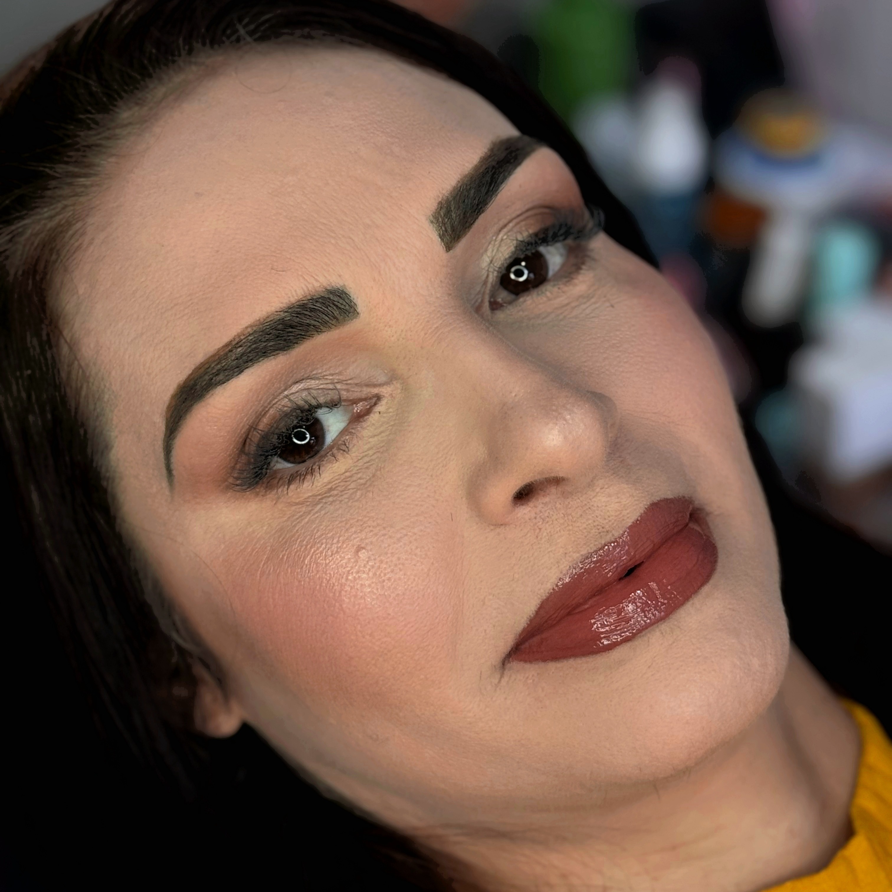 MAQUIAGEM GLAM thumbnail