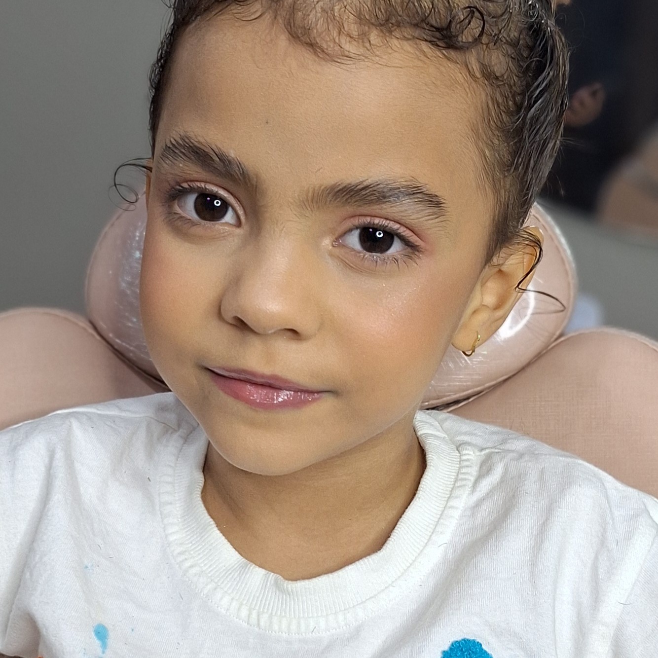 MAQUIAGEM INFANTIL thumbnail