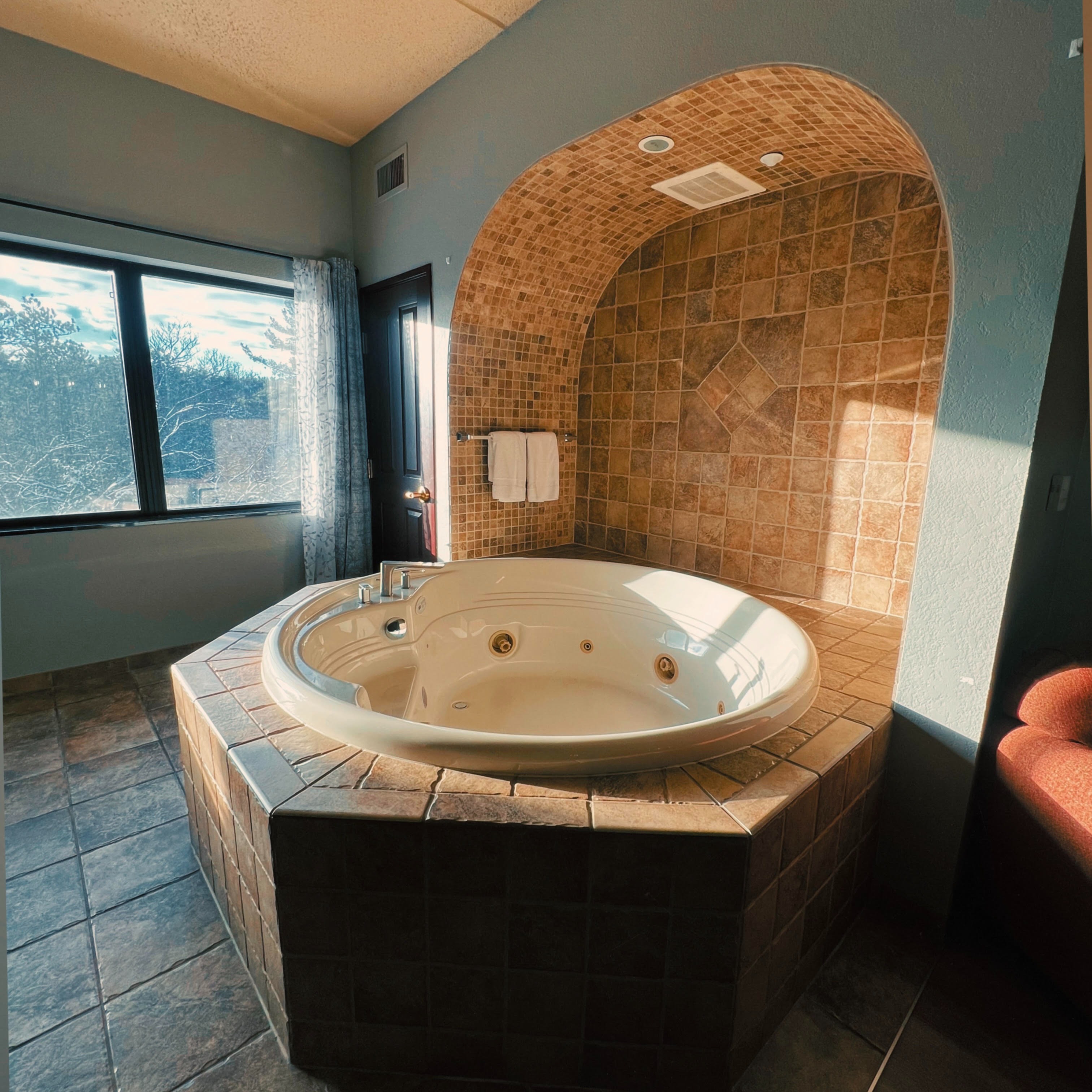 High Tide Stays Condo | Wisconsin Dells thumbnail