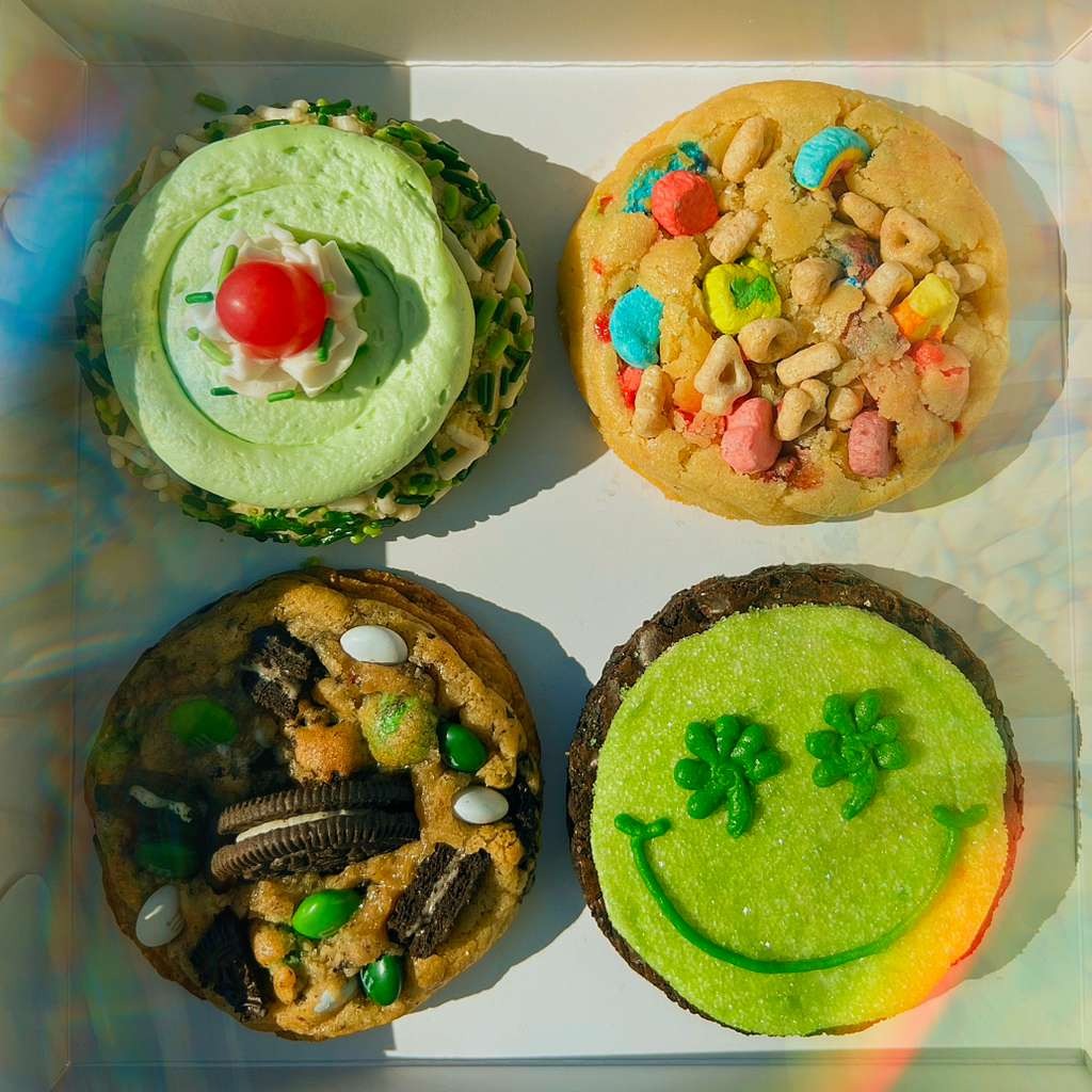 St. Patrick's Day Cookie Box | Bakes By Rosie MKE thumbnail