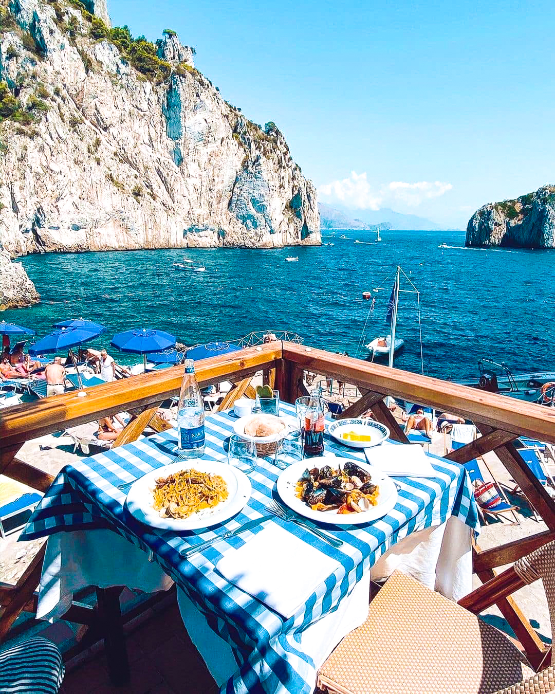 Capri's Cozy Restaurants thumbnail