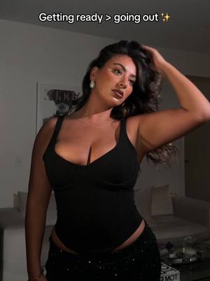 ✨ @White Fox Boutique Black Friday sale is live!! My code LIVRAHTT is 30% off until December 3rd (then will revert back 