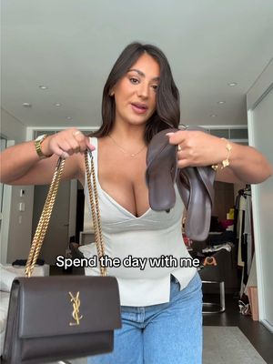 Come along with me to @ghd Australia and New Zealand blow dry bar & @nncprobeautysalon for the best brows in the biz #vl