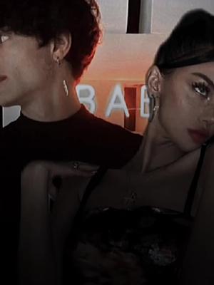 #OMERTÁ "— O que você está fazendo? — eu pergunto confusa.&nbsp;&nbsp;&nbsp; — Eu disse que não iria fazer nada. — ele repete as palavr