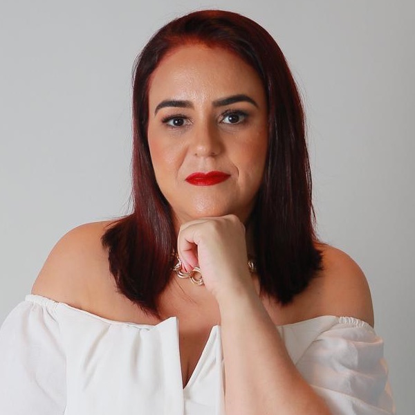 Me tenha como sua estrategista do seu negócio  thumbnail