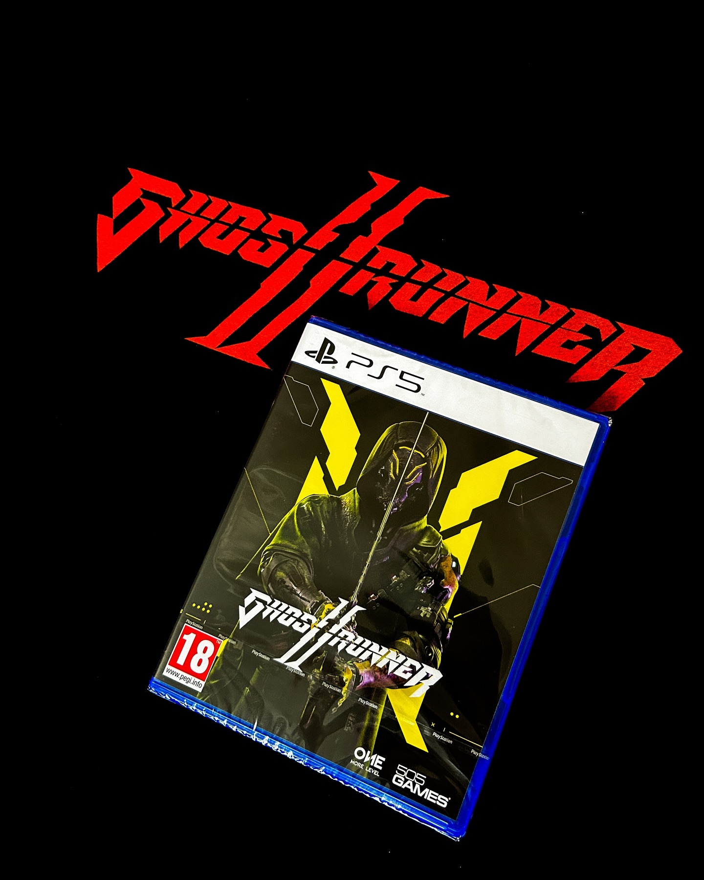 Pour la première publication de l’année, je voulais dire un très grand merci à @505gamesfrance pour ce cadeau! 
Curieux 