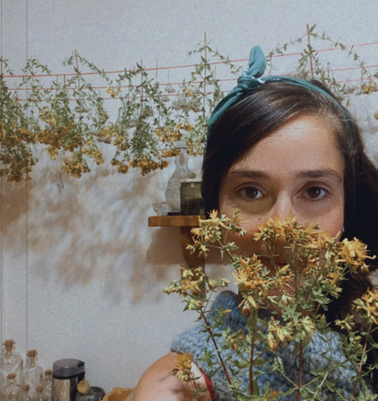 Habla conmigo 🙂 y descubre quién soy  thumbnail