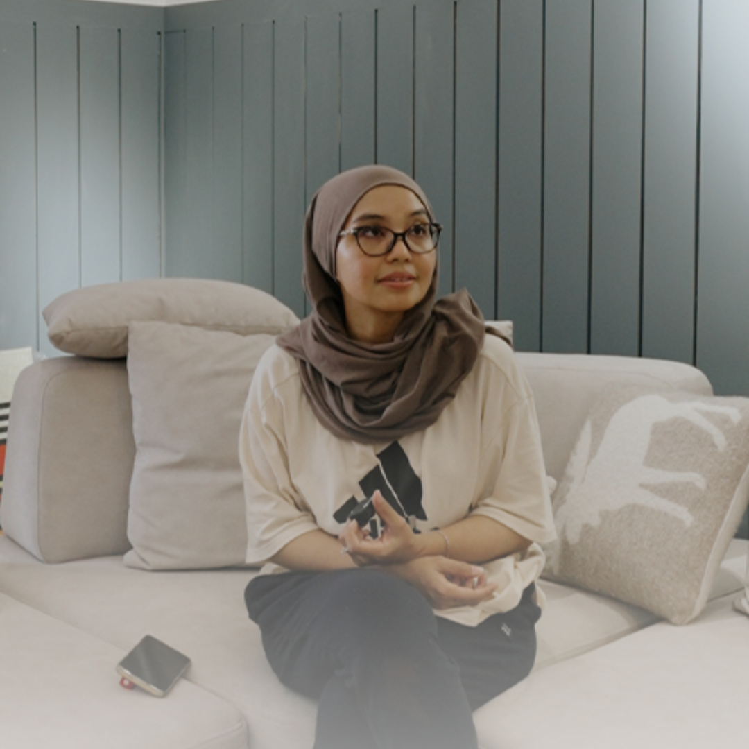 Mrs. Amylia thumbnail