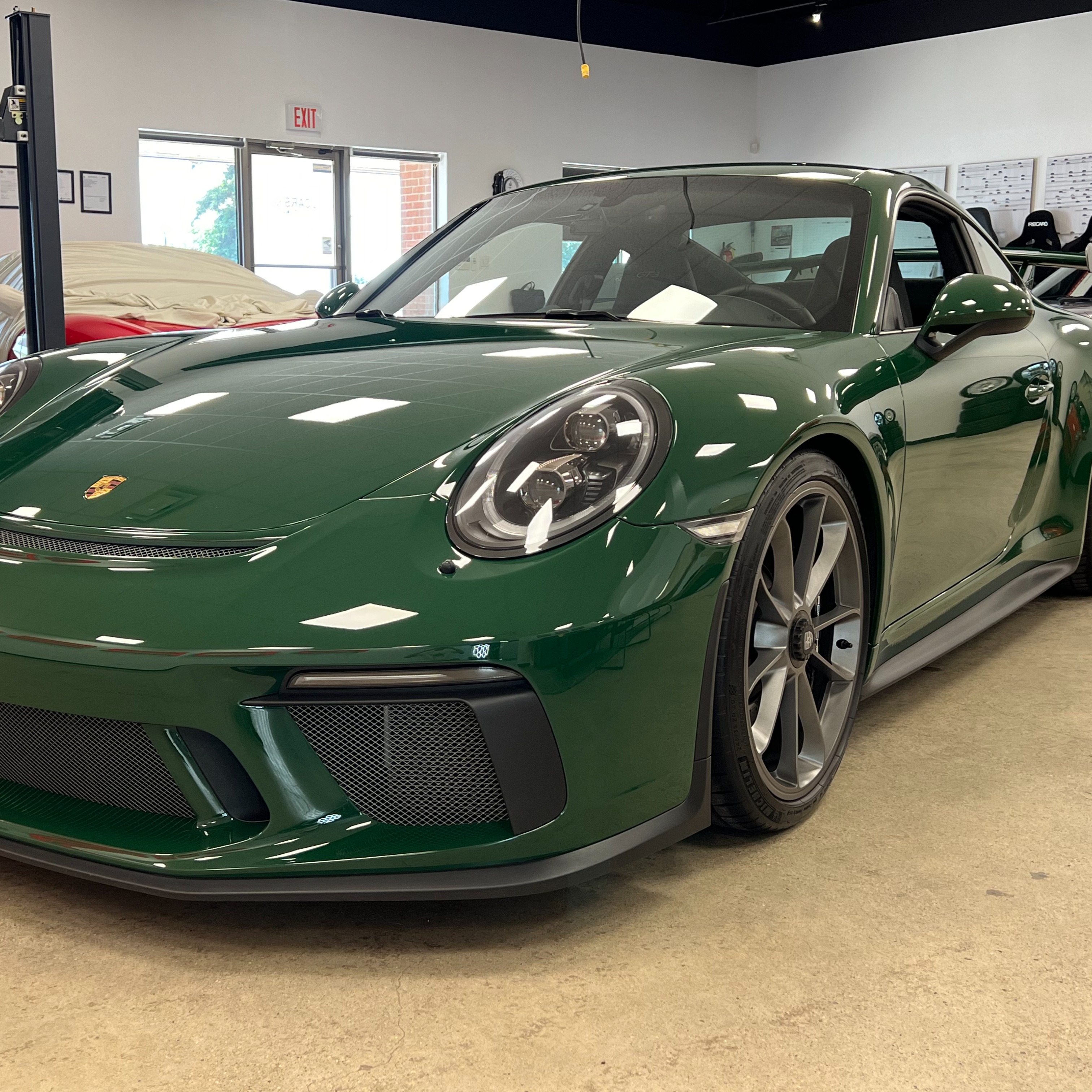 [SOLD] 2018 991.2 GT3 (PTS Irish Green) thumbnail