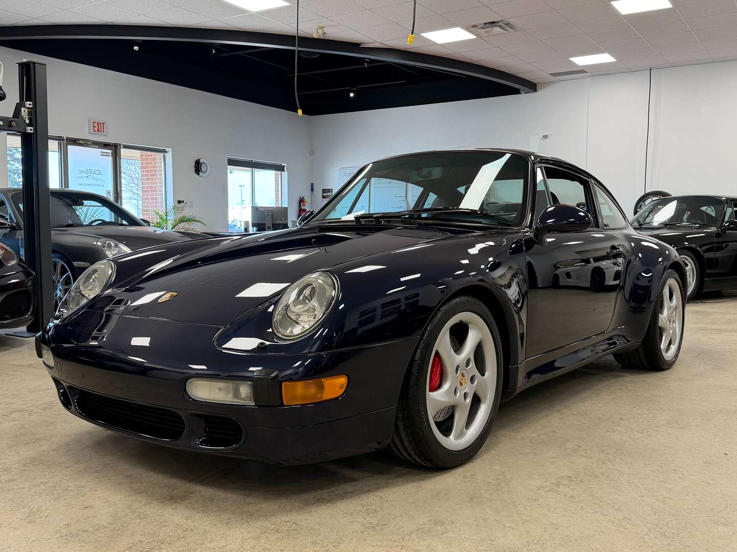 1997 993 C4S - Ocean Blue / Sport Seats thumbnail