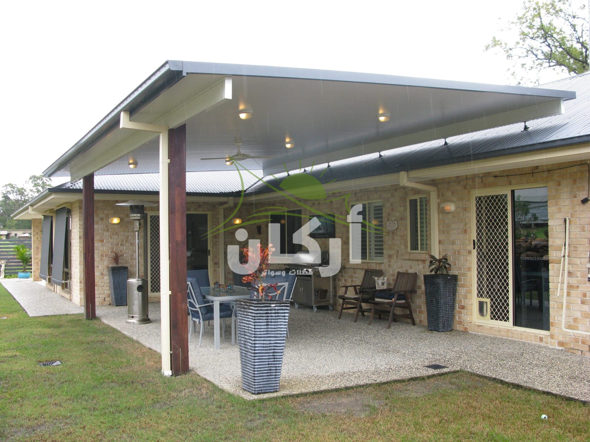 مظلات ساندوتش بانل thumbnail