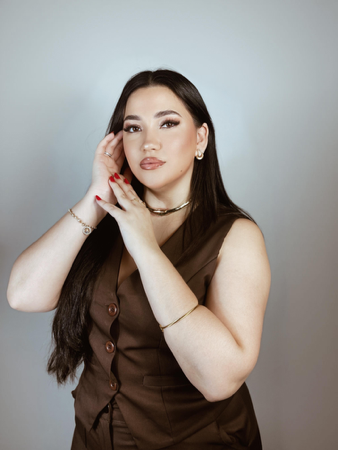 Ingrid yamsin  thumbnail