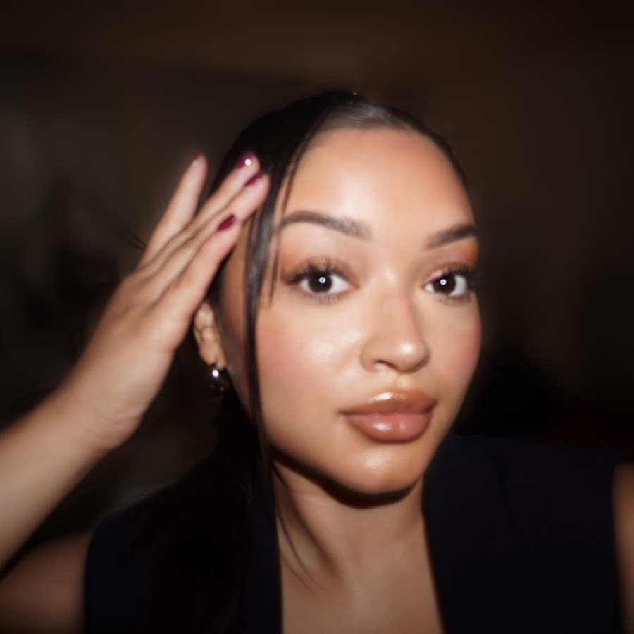 Elizabeth Mondragon thumbnail