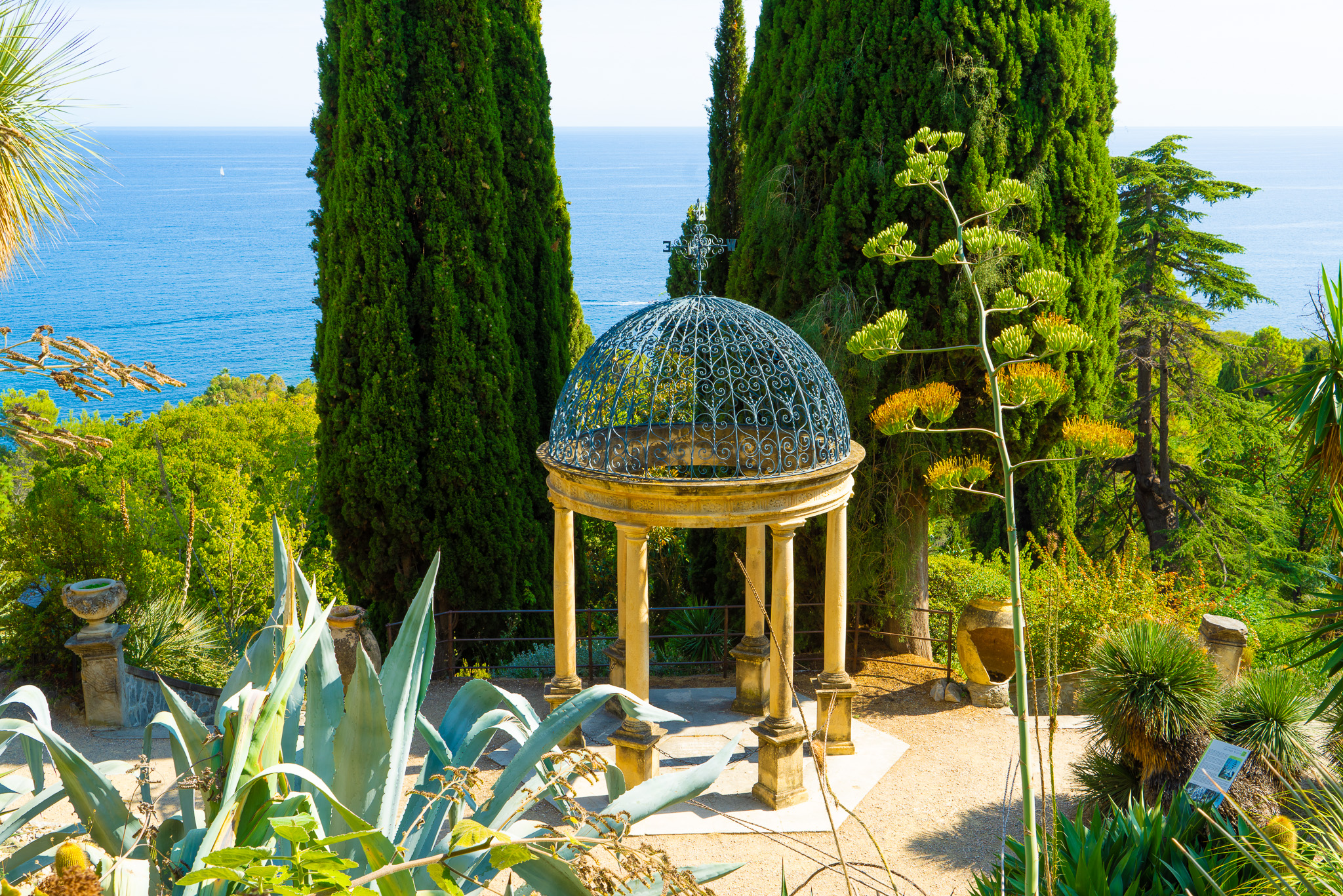 🇫🇷 Menton - Genova ❖ Liguria's Villa & Garden Riviera (Western Liguria) 🇮🇹 thumbnail