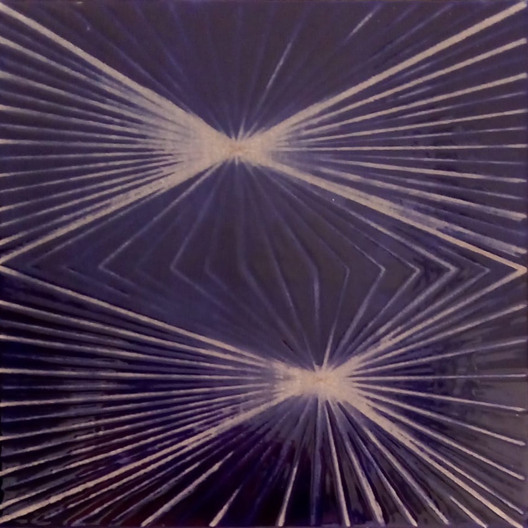 DL 02
Dynamic Lines
Series

This series explores the scales of lines with minimal thickness that can withstand the techn