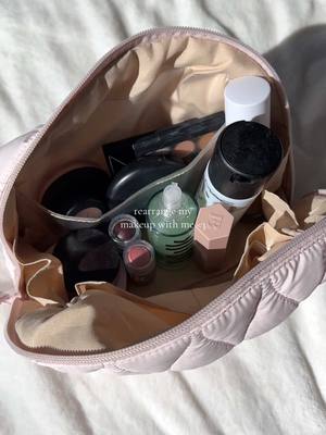 kinda obsessed with @BAGSMART 💖 #makeup #makeupbag #bagsmart #organize #satisfying #fy #amazon #amazonfinds 