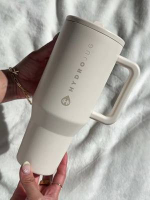 asmr unboxing of cream hydrojug 🤍 #unboxing #amazon #amazonfinds #hydrojug #tumbler #asmr #satisfying #viralll #aestheti