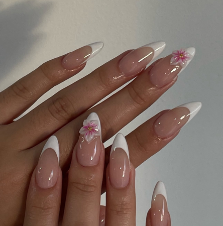PAOLA - NAILS + PEDICURES thumbnail