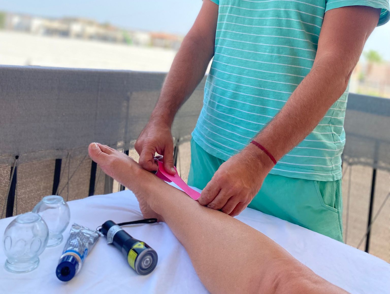 👉"BAJ VAN CSOMAG" - 90 perces gyorssegély, mozgásszervi gondokra ☀️| QUICK FIX PACKAGE – 90 minutes of targeted relief for musculoskeletal issues thumbnail