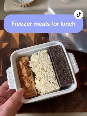I love bringing my cubes of frozen meal components for lunch! It’s such a great way to meal prep and it’s so delicious.