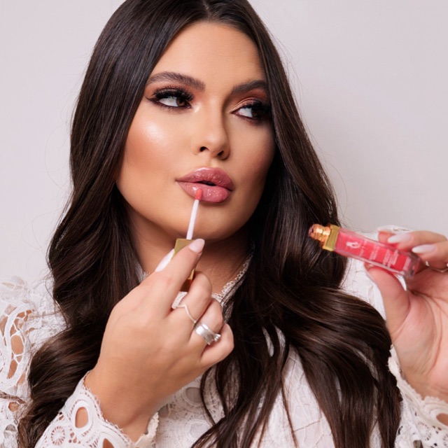 R.V MAKEUP thumbnail