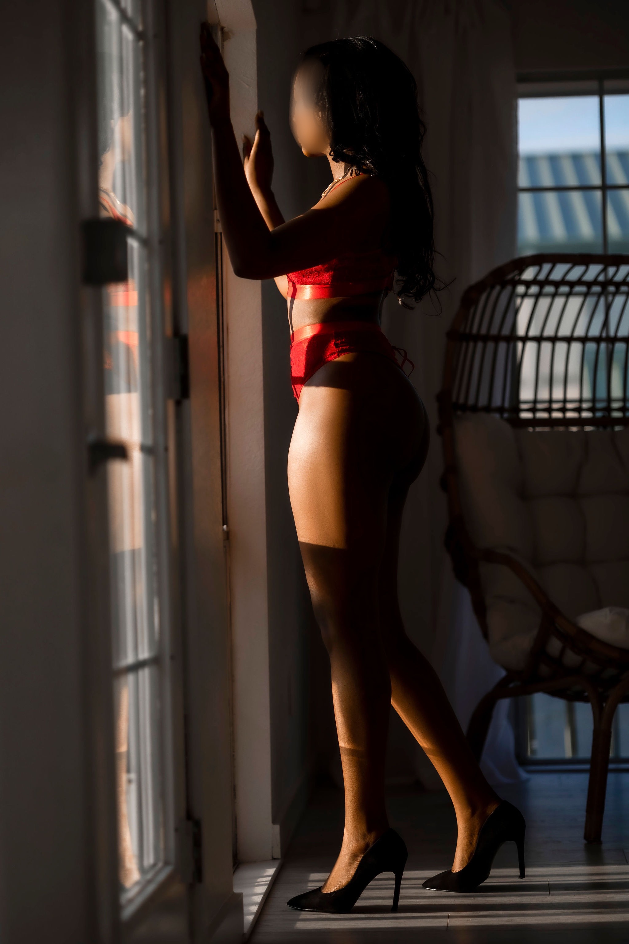 Book Brooke thumbnail