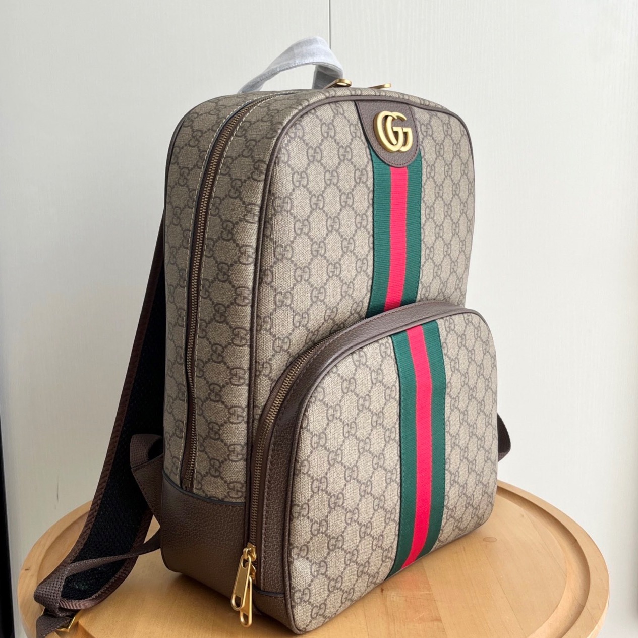 GUCCI MOCHILA thumbnail
