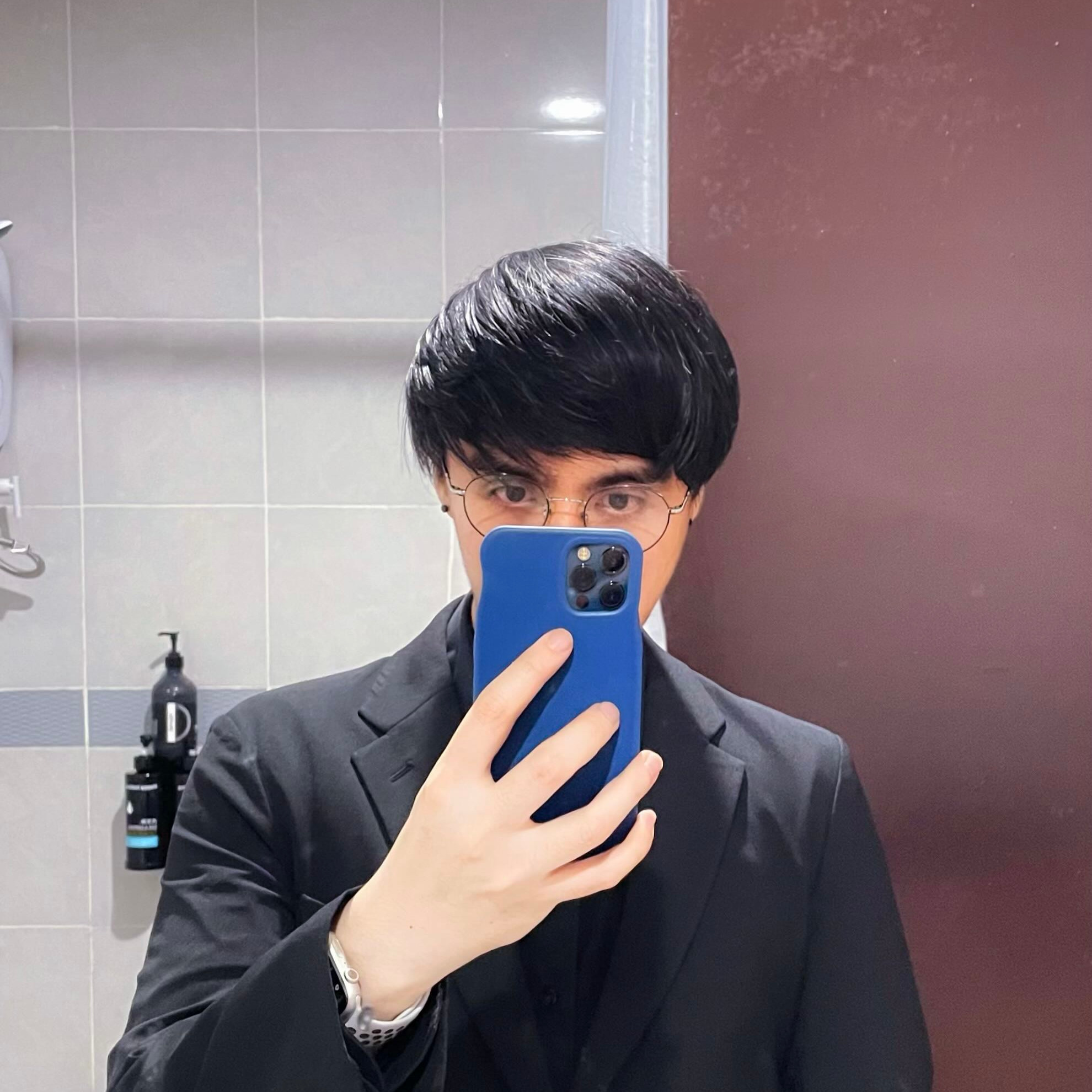 INSTAGRAM - Juliescrackers (PERSONAL) thumbnail