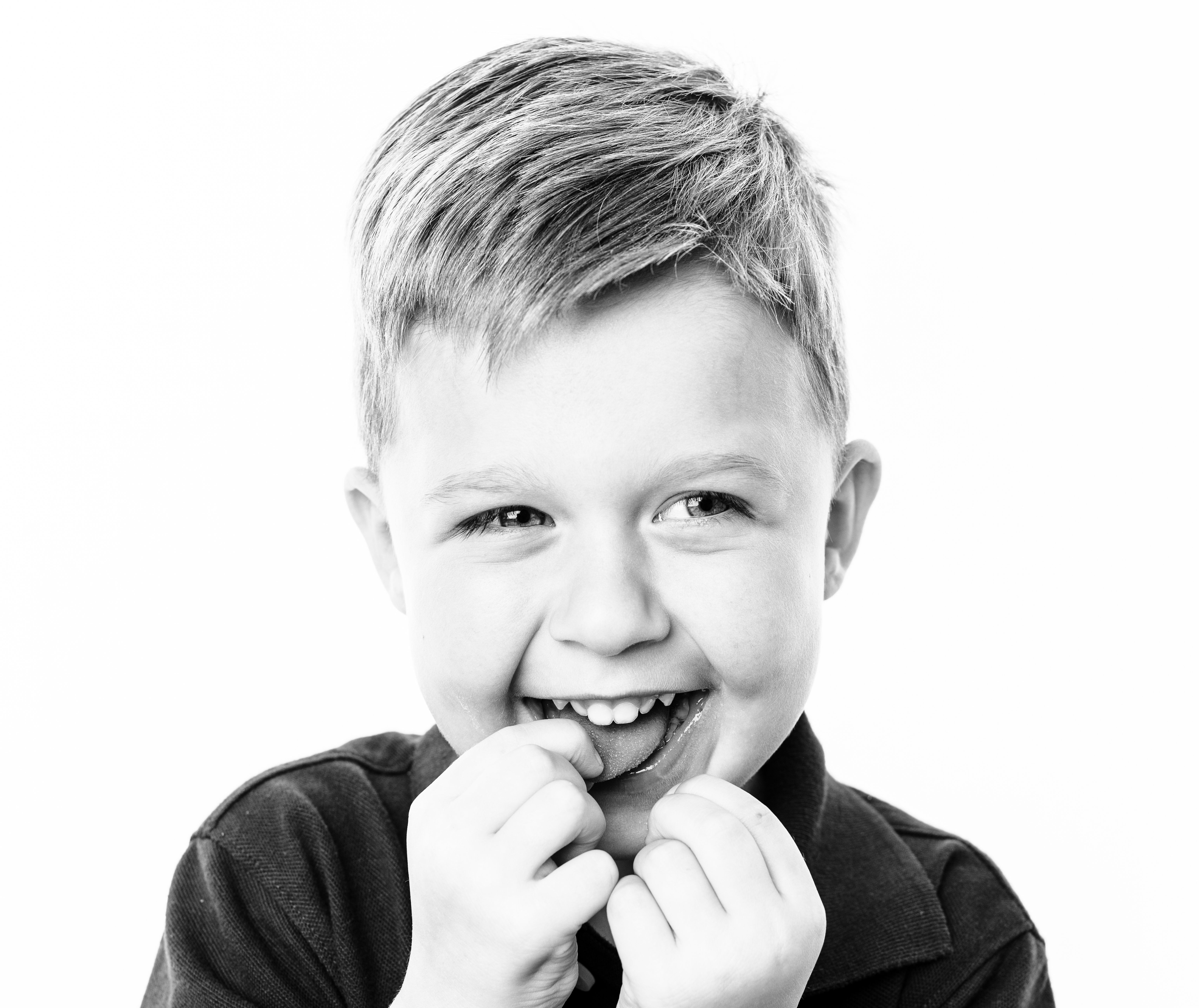 March "Smile-ish" Mini Sessions thumbnail