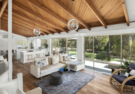 SOLD | 35 Clyde Street, Mollymook Beach thumbnail