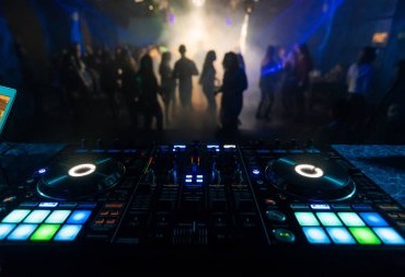 Book an appointment with me