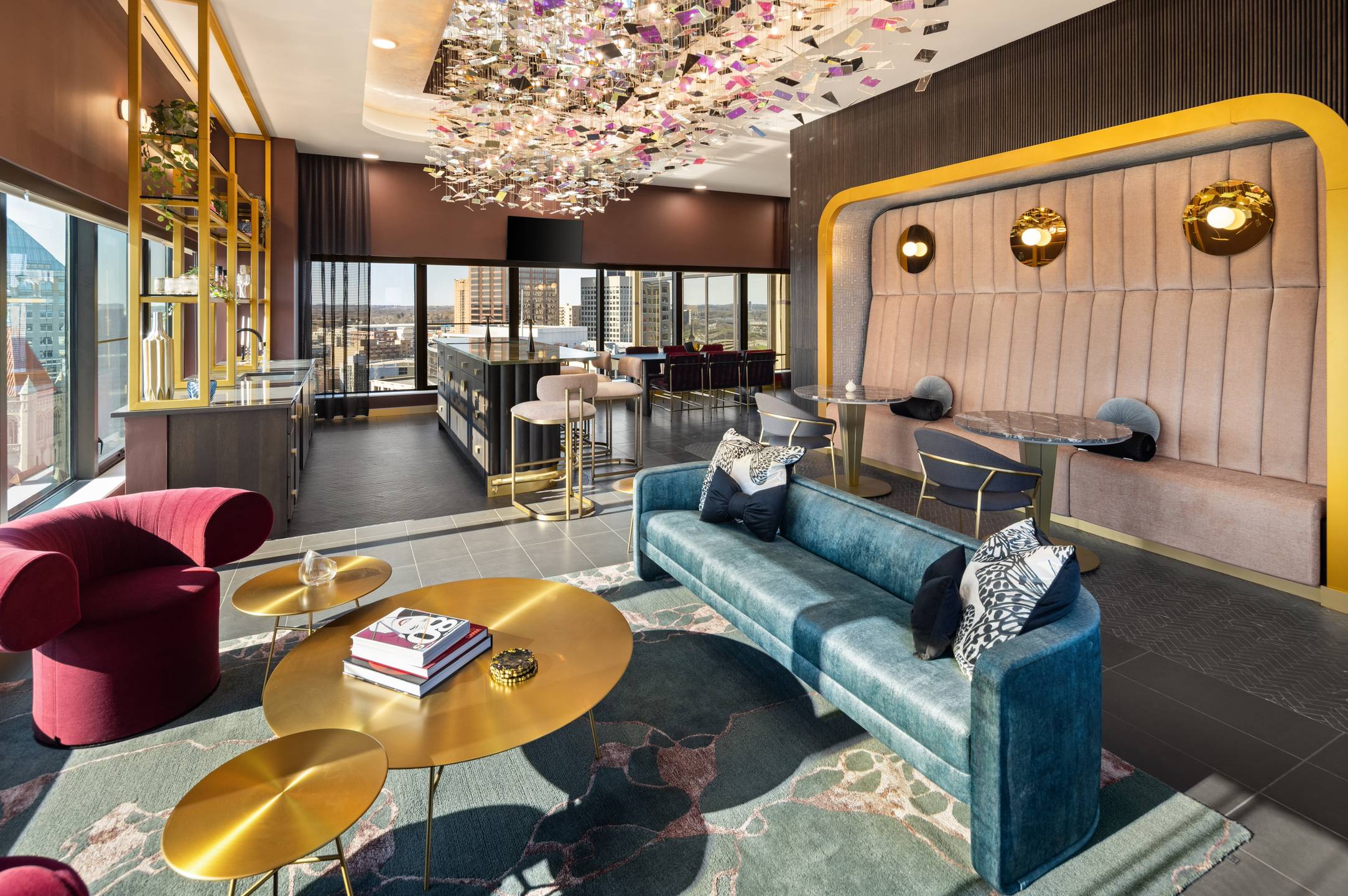 Landmark Tower: SAINT PAUL APARTMENTS thumbnail