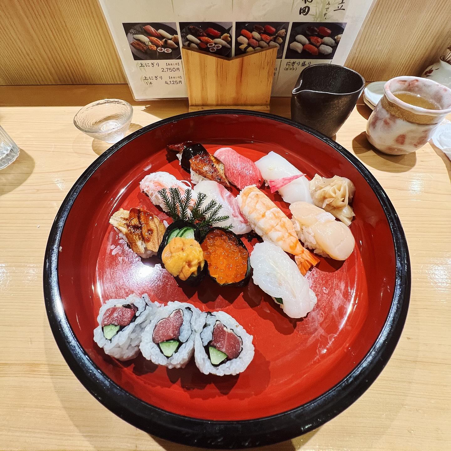 Sushi Hayata. Osaka, Japan 🍣🍶