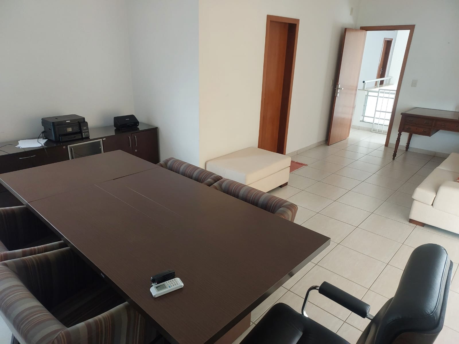 Sala 3 (Reunião) thumbnail