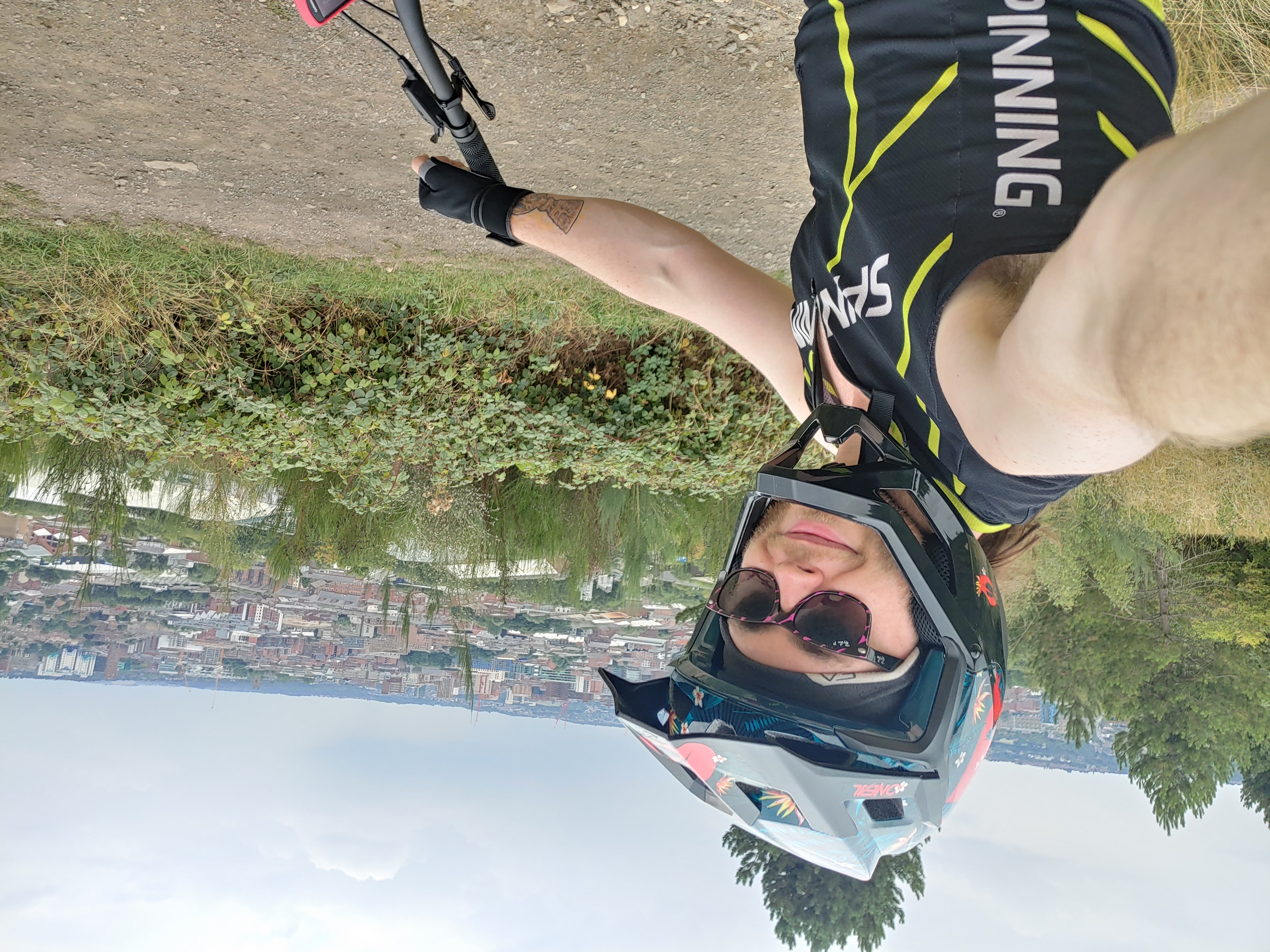 BioSite profile picture for @cog