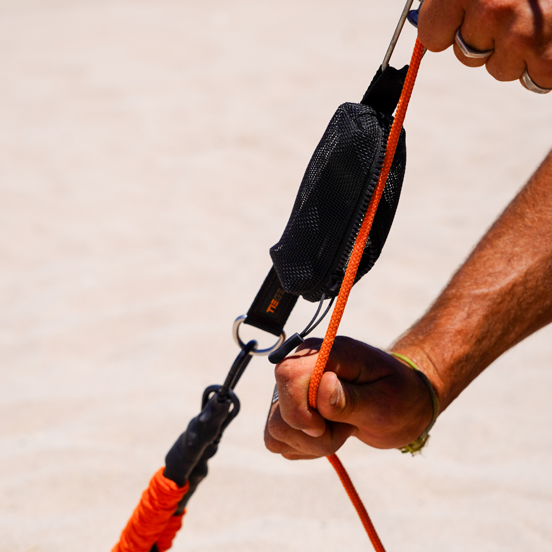 GUY ROPES thumbnail