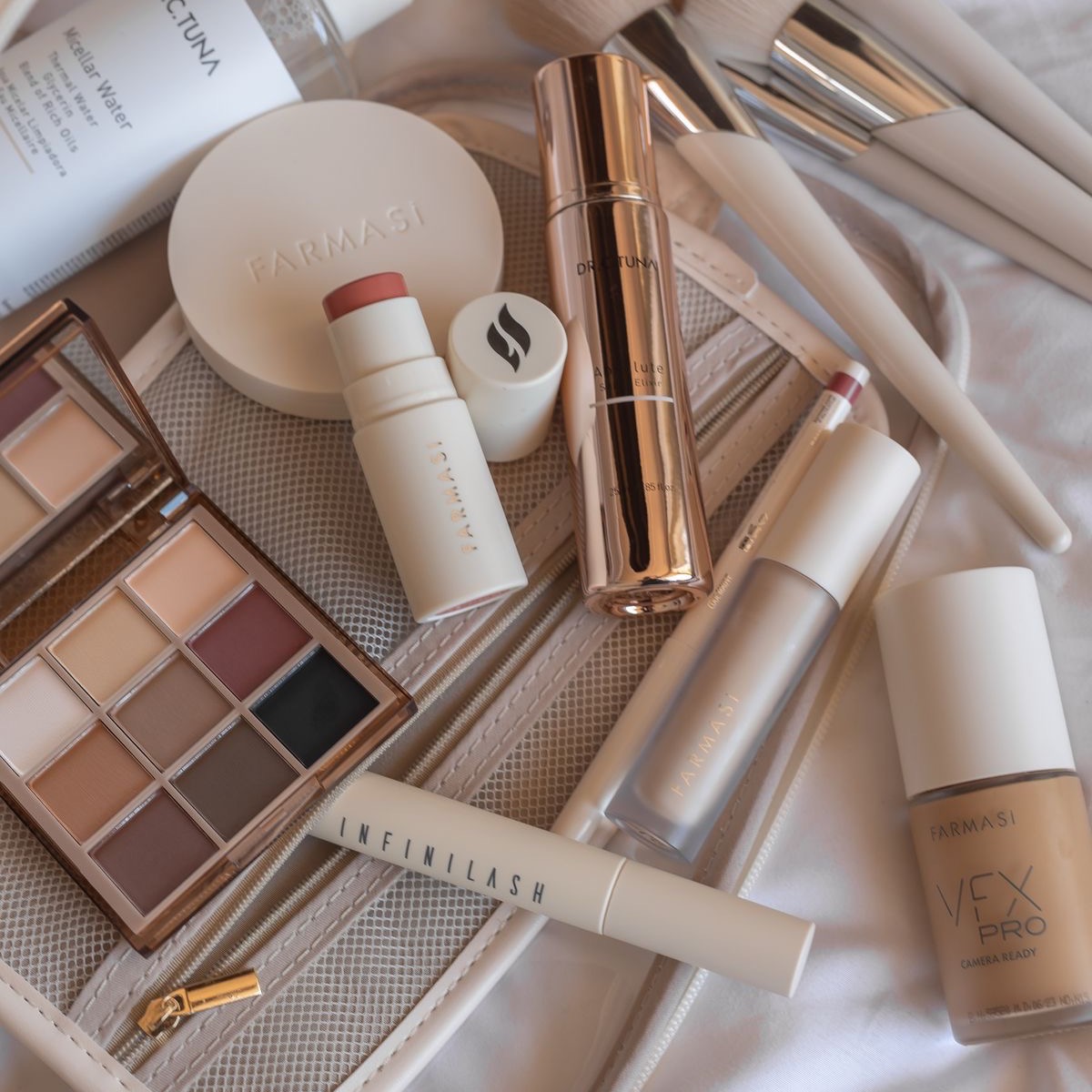 FAVS DE MAKEUP thumbnail