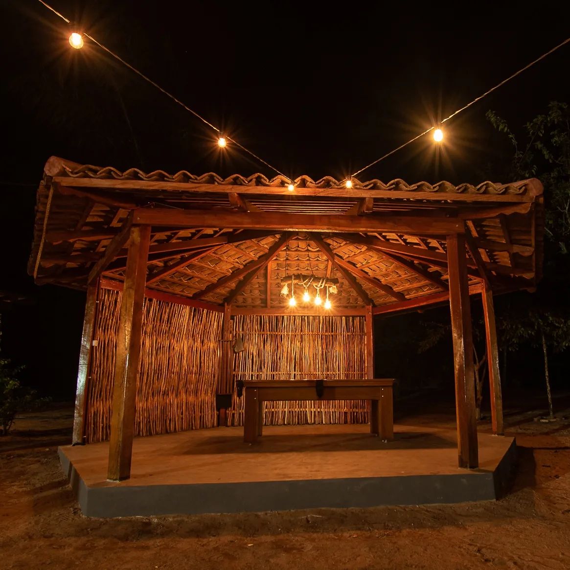 Cada espaço foi pensado para ser a própria definição de Aconchego. 

É o cenário perfeito para um luau mágico, onde a di