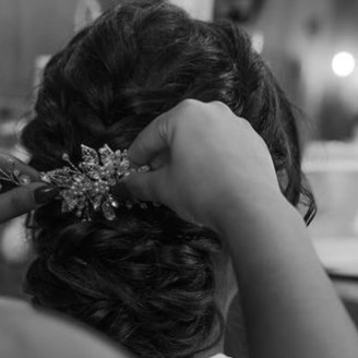 Brides Click here! thumbnail