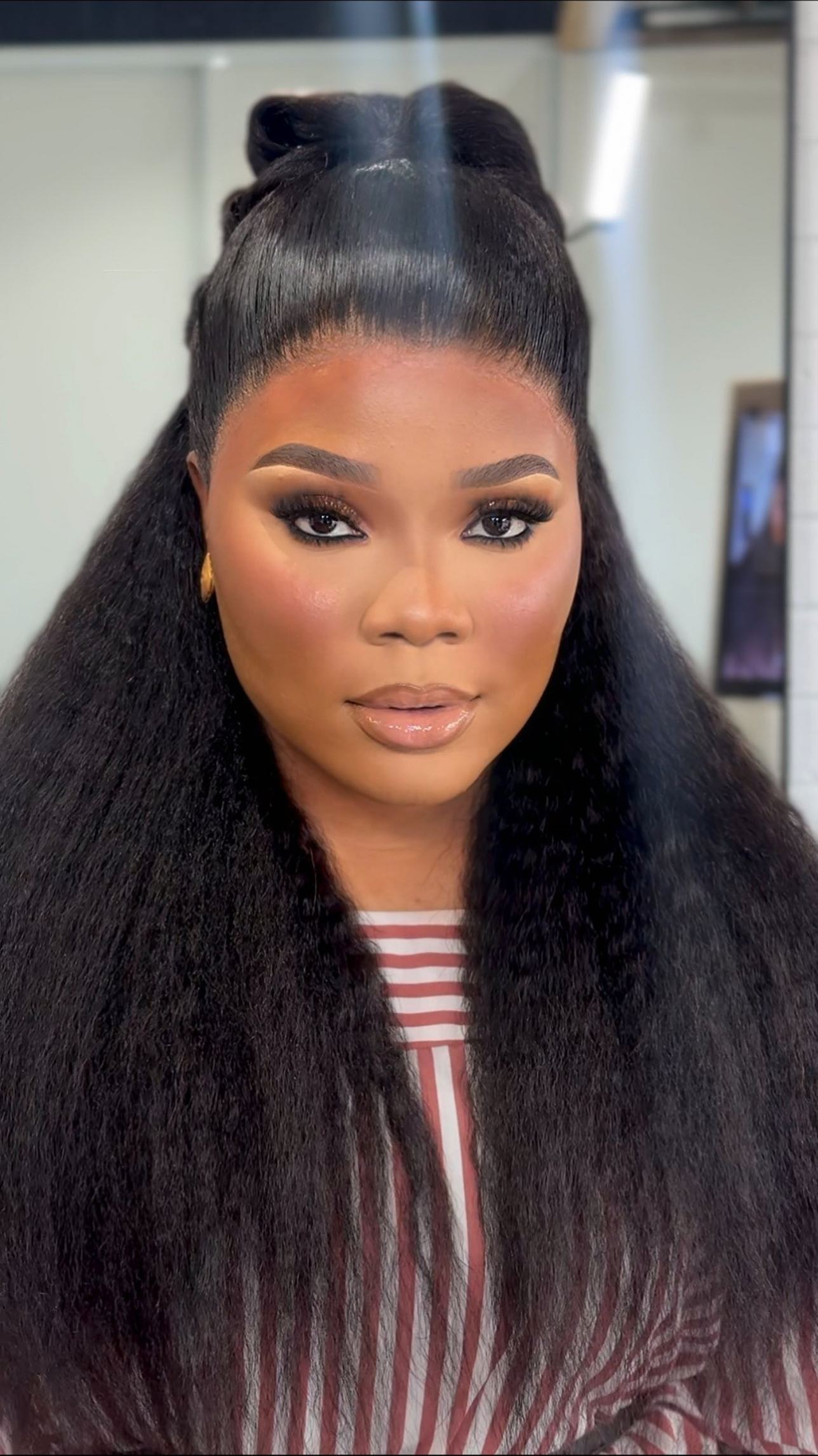 Just look at how beautiful she is !! 

To enquire about our Bridal & Private bookings visit www.affluentbeaute.com 

#ma