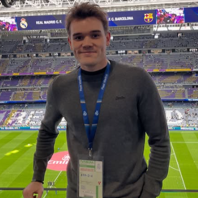 Enviado especial Madrid | Cobertura del Clásico desde el Bernabéu thumbnail