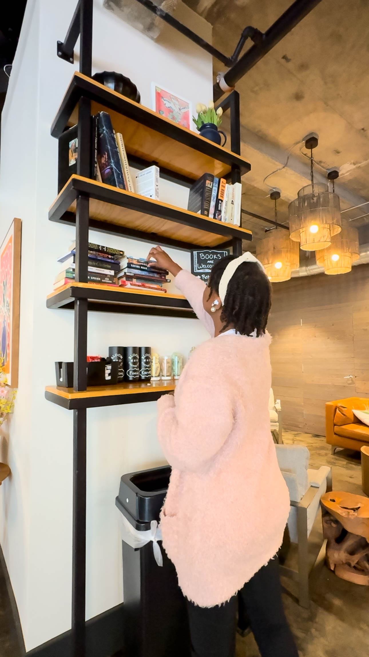 Feeling like you don’t have a place to spend time with God? ⤵️

No need for perfect settings—I find my moments in prayer