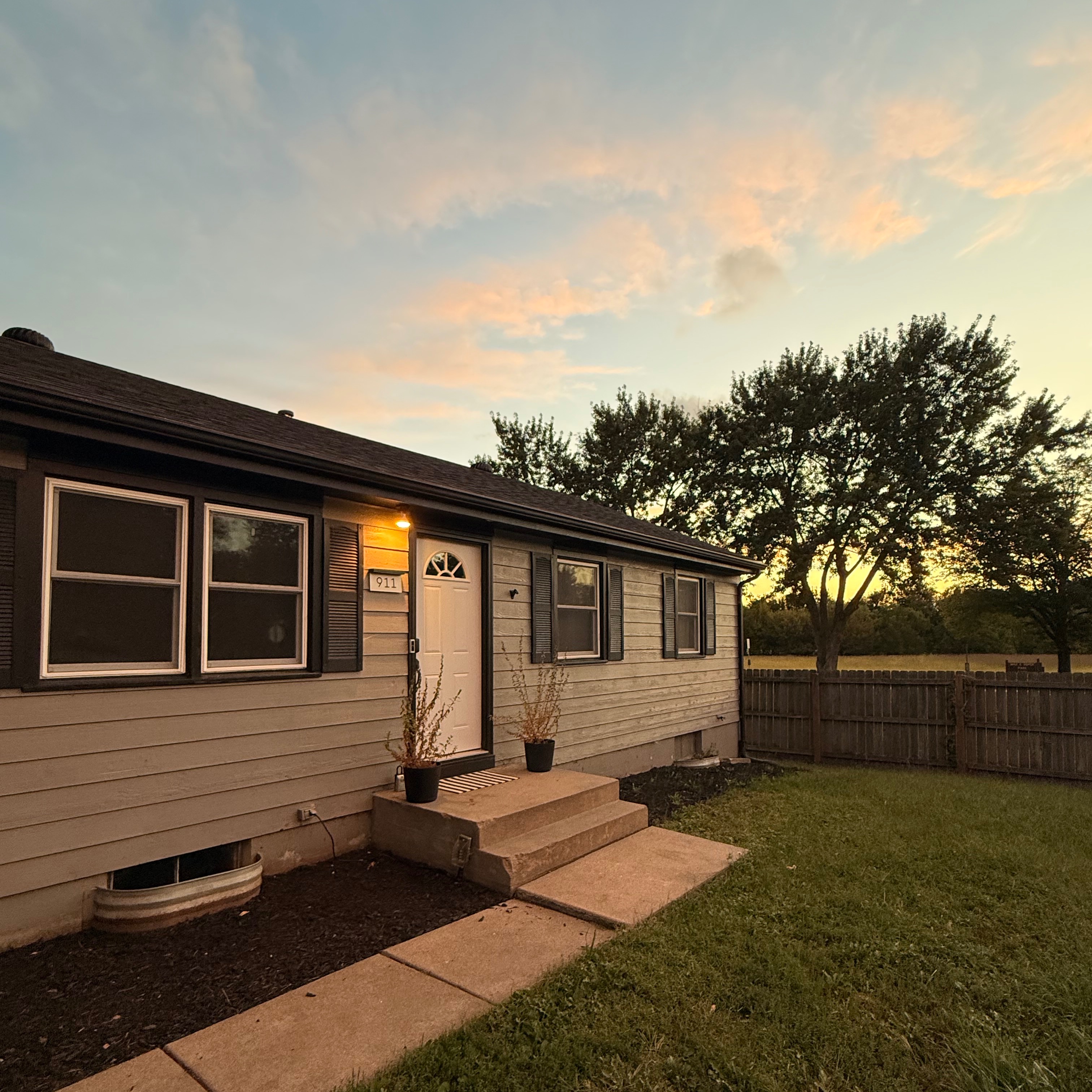 911 Adams St - Lincoln thumbnail