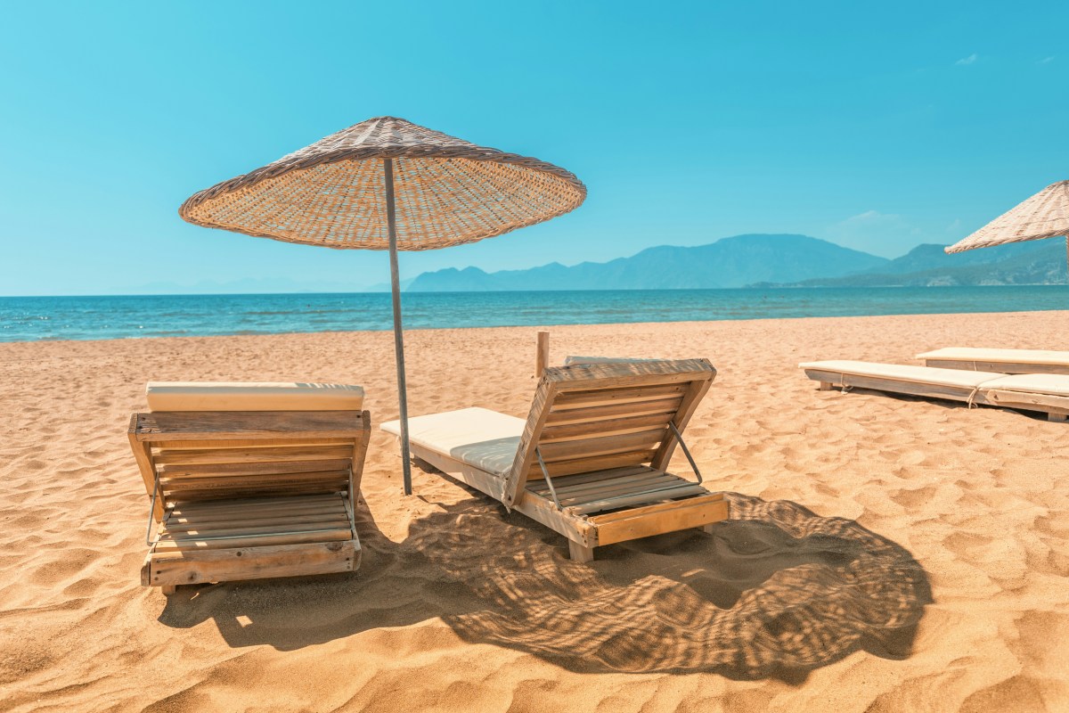 Eugene Pallisco on Staying Fit While Traveling: The Vacation Fitness Mindset That Works thumbnail