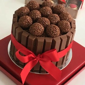 As Melhores Receitas de Bolo de Festa thumbnail